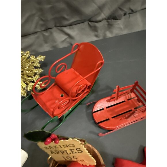 Lot Vintage Lot of Christmas Ornaments Animals Angels House Star Gold Metal Wood - Picture 15 of 16